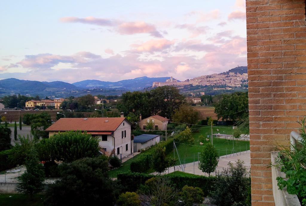 Assisi Casa Degli Angeli Διαμέρισμα Δωμάτιο φωτογραφία
